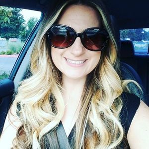 Meet your Posher, Jen